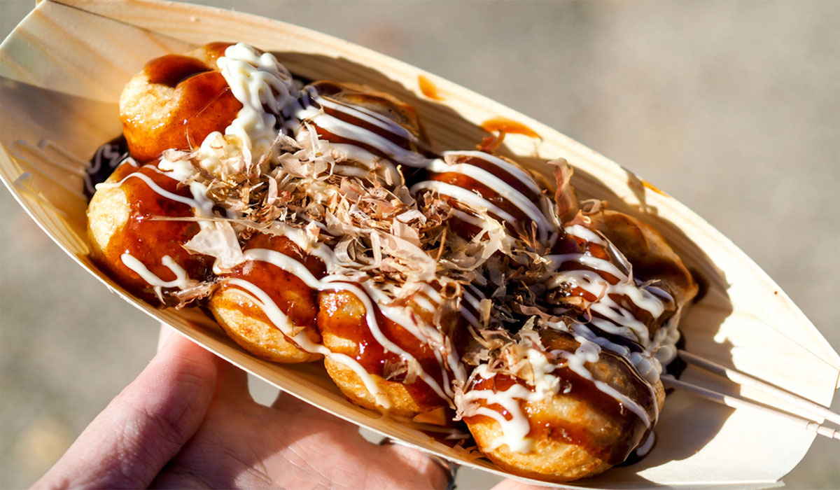 Takoyaki Viral! Street Food Jepang yang Bikin Lidah Langsung Jatuh Cinta