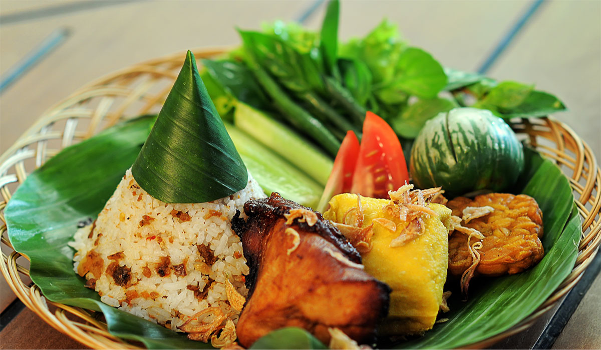 Lezatnya Bikin Nagih! Nasi Tutug Oncom Khas Sunda yang Wajib Dicoba